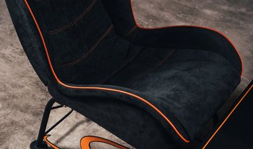 Lamborghini Diablo SV Table and Chairs