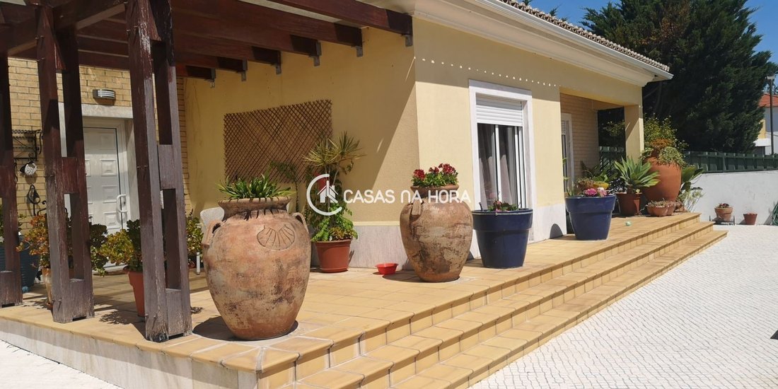 Villa in Pinhal Novo, Setubal, Portugal 1 - 14345517
