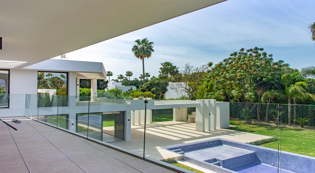 Villa in Sotogrande, San Roque, Andalusia 2 - 13667645