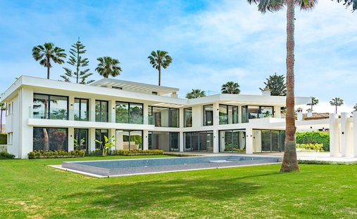 Villa in Sotogrande, San Roque, Andalusia 1