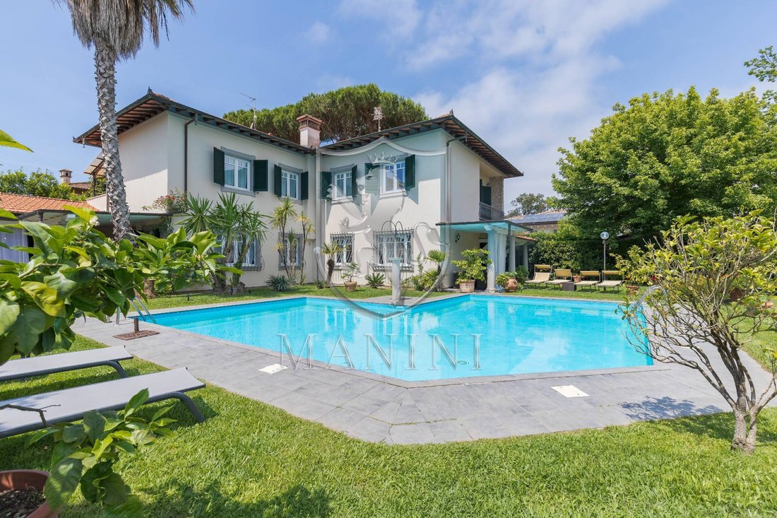 Villa in Roma Imperiale, Forte dei Marmi, Tuscany 1 - 14356268