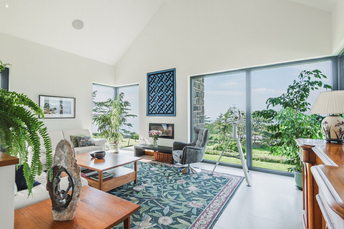 4 Bedroom Country House For Sale In In Caernarfon, Wales, United