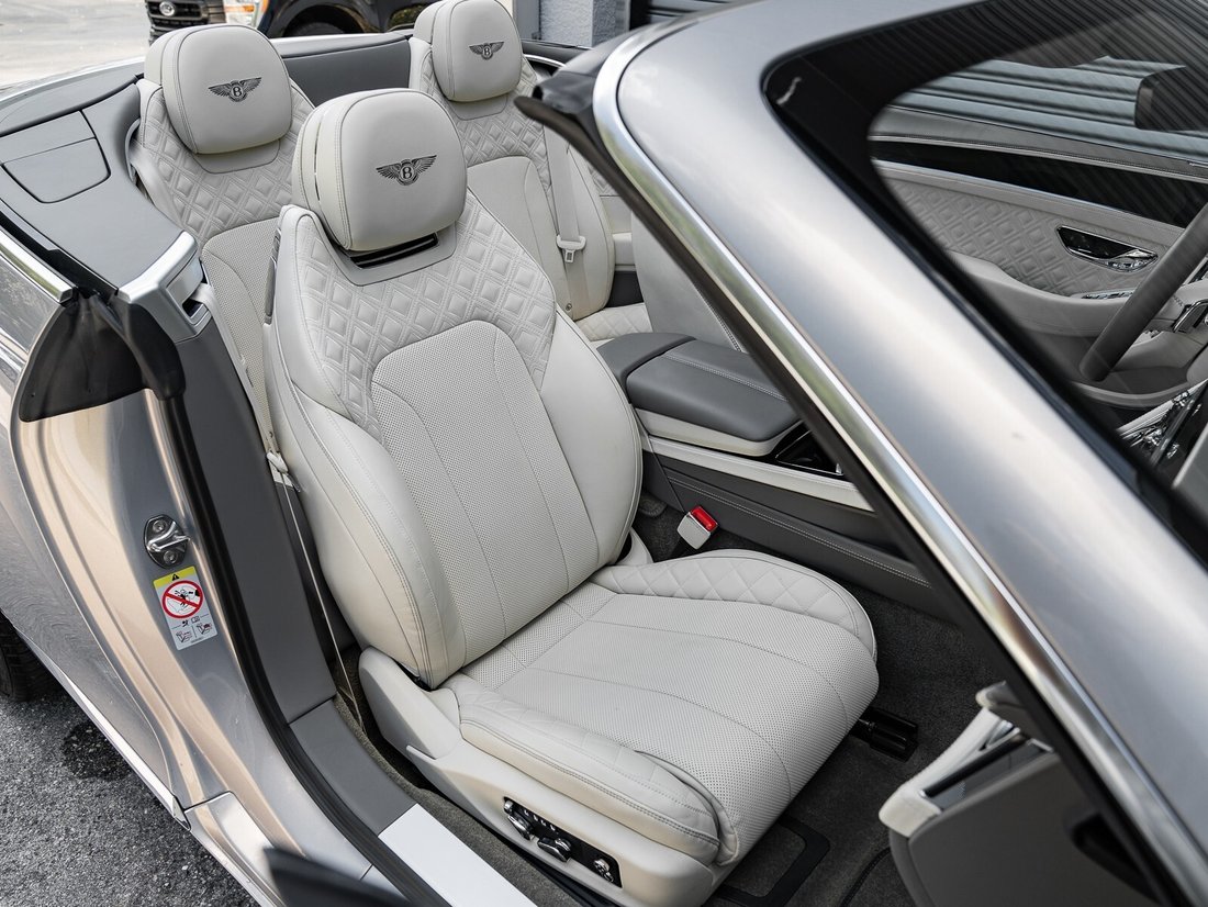 Cabriolet in Naples, FL 4 - 14349602