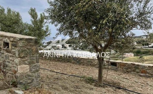 House in Syros, Aegean, Greece 1
