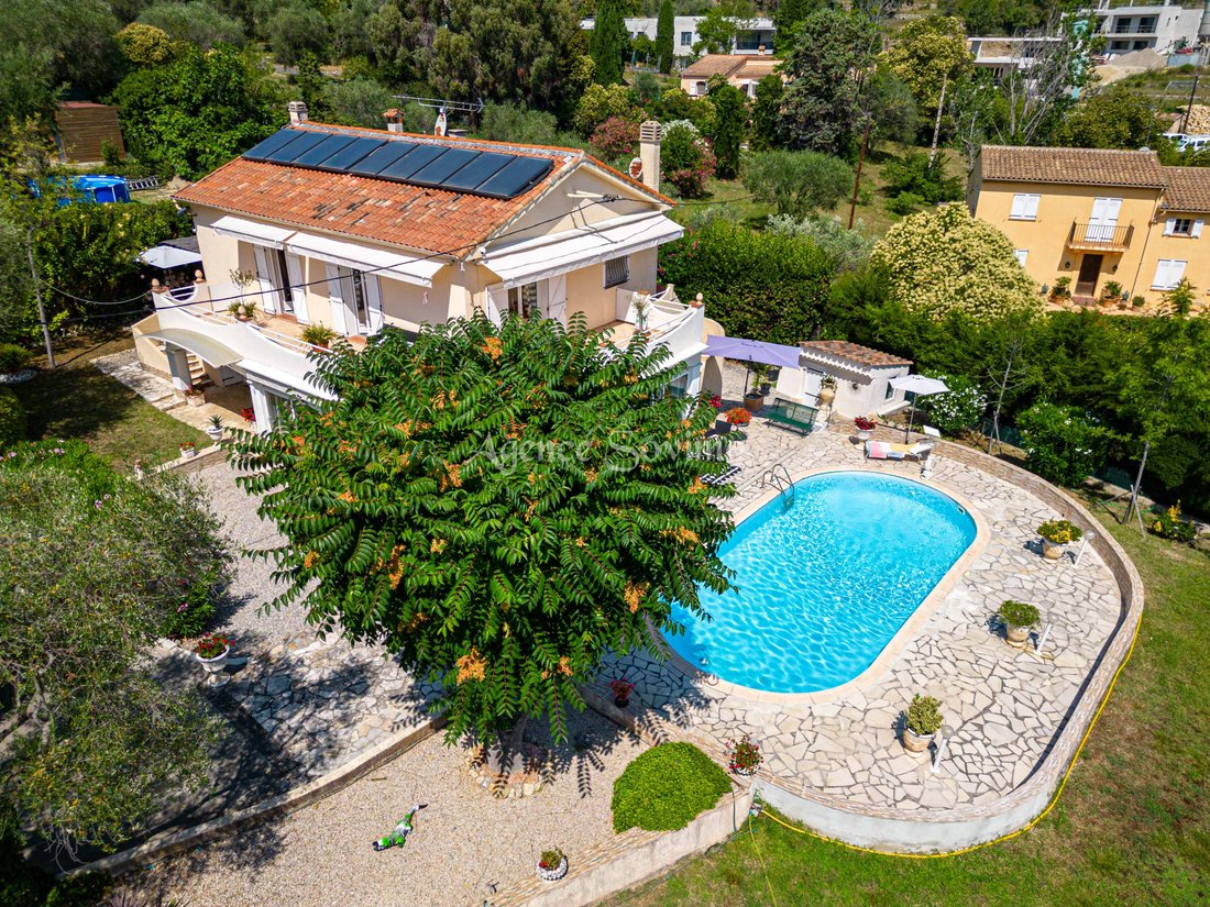 Villa in Mougins, Provence-Alpes-Côte d'Azur, France 3 - 13105258