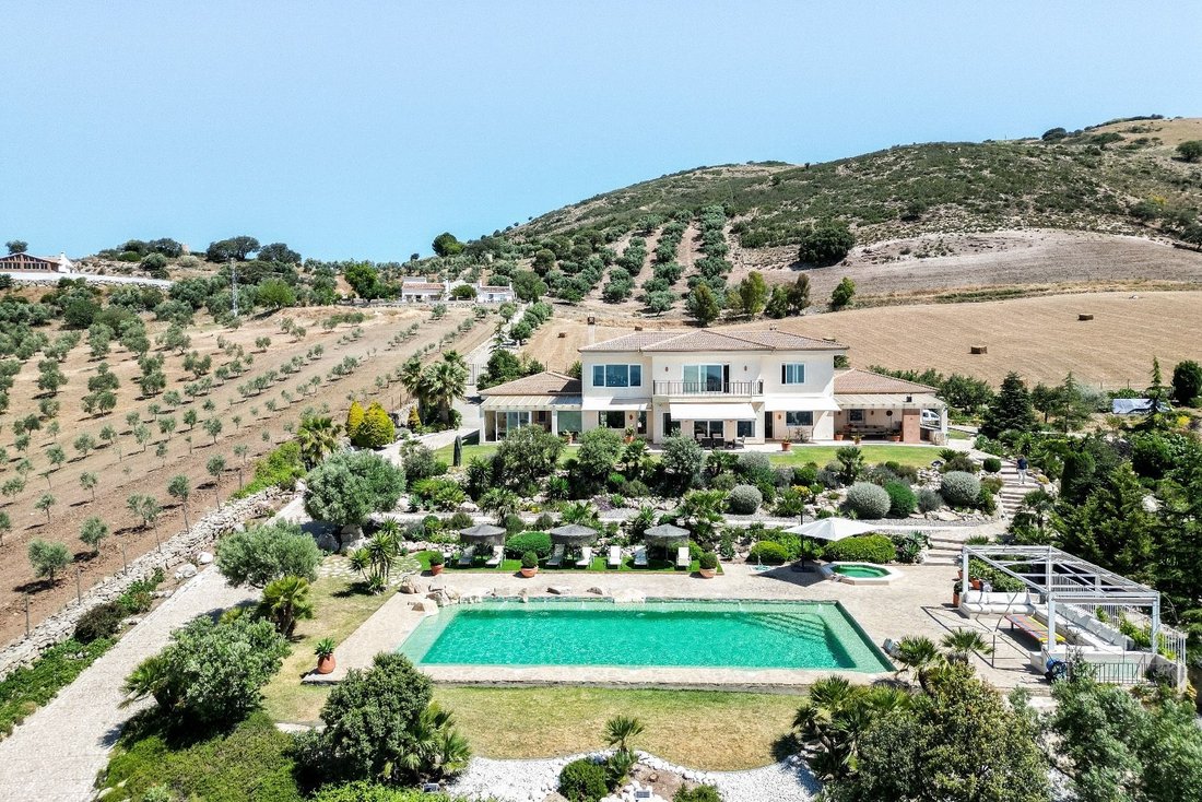 Villa a Antequera, Andalusia, Spagna 1 - 13814082
