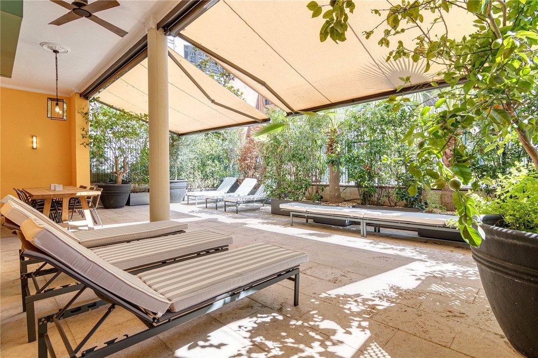 Apartment in Eixample, Barcelona, Spain 1 - 14349796