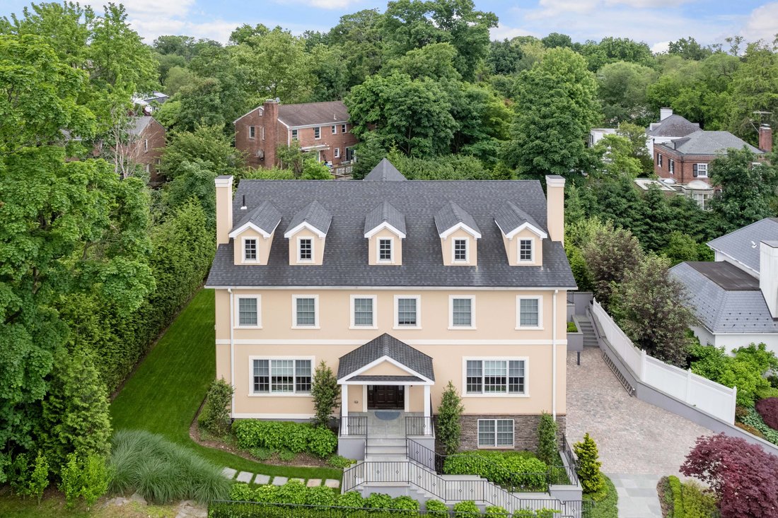 House in New York, New York, United States 1 - 14358482