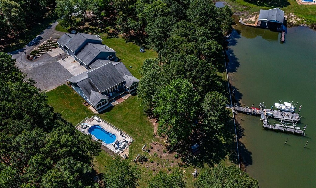 Waterfront Home With Waterside Pool In Heathsville, Virginia, United