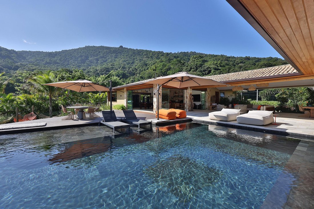 House in Mangaratiba, State of Rio de Janeiro, Brazil 5 - 14357005