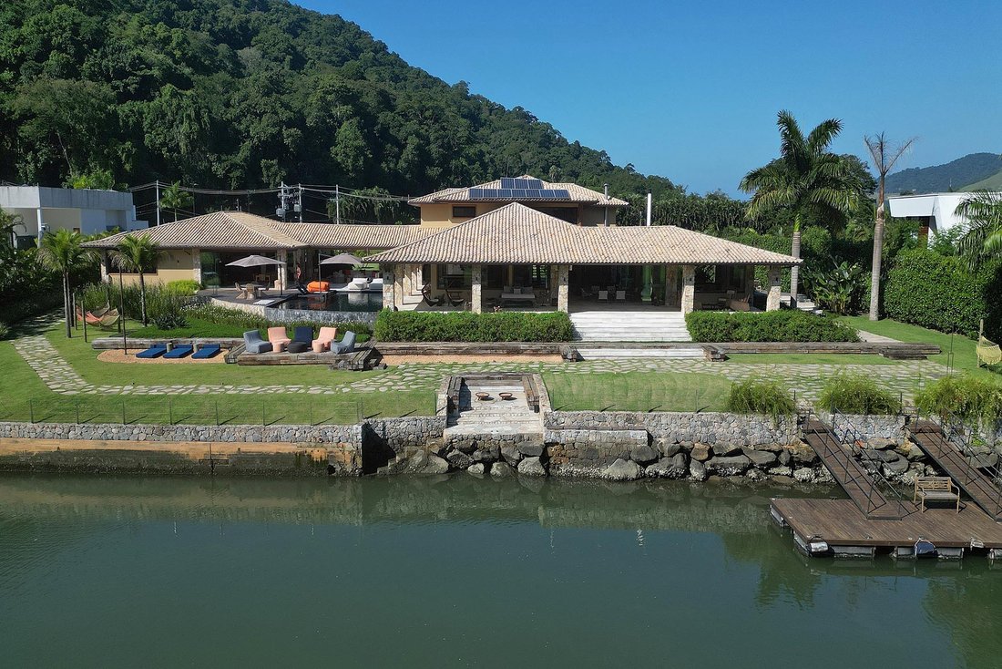 House in Mangaratiba, State of Rio de Janeiro, Brazil 2 - 14357005