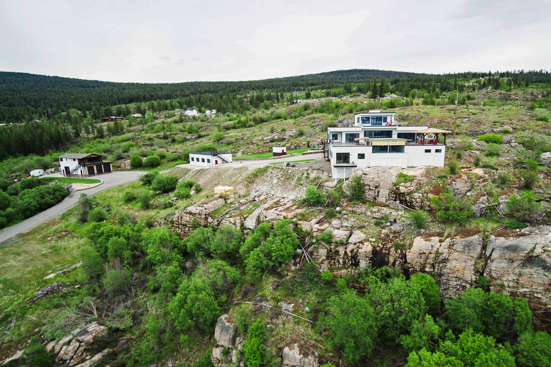 Luxurious Acreage In Penticton, British Columbia, Canada For Sale