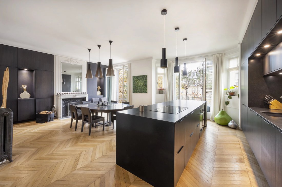 Paris 6th District A Superb 4 Bed Apartment In Paris, France For Sale