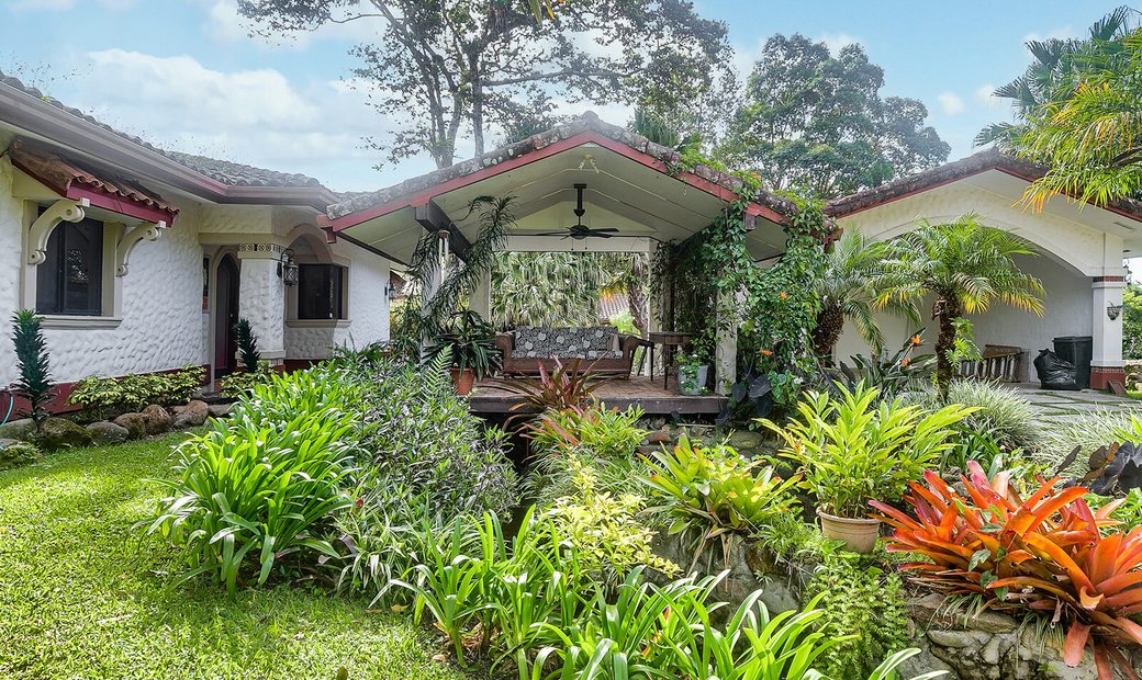 Charming Home In Panamonte Estates, In Boquete, Chiriquí Province