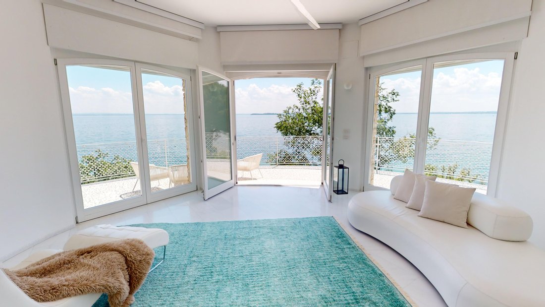 Villa in Manerba del Garda, Lombardy, Italy 3 - 12768848