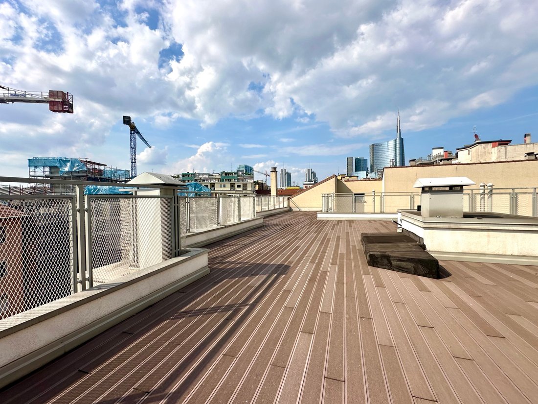 Penthouse in Garibaldi - Porta Venezia, Milan, Lombardy 2 - 14360412