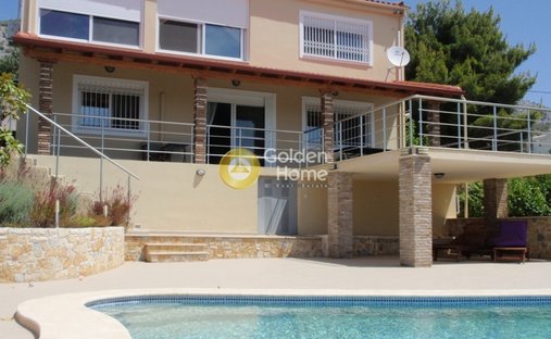 House in Nea Peramos, Attica, Greece 1