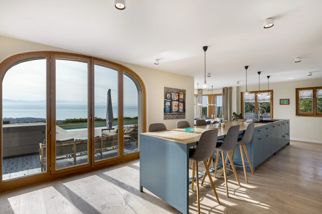 Exceptional Villa Offering A Panoramic View Of The In Féchy, Vaud