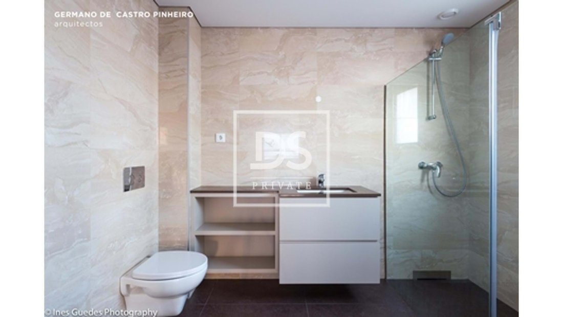 Apartment in Cedofeita, Santo Ildefonso, Se, Miragaia, Sao Nicolau e Vitoria, Porto District, Portugal 5 - 14361663