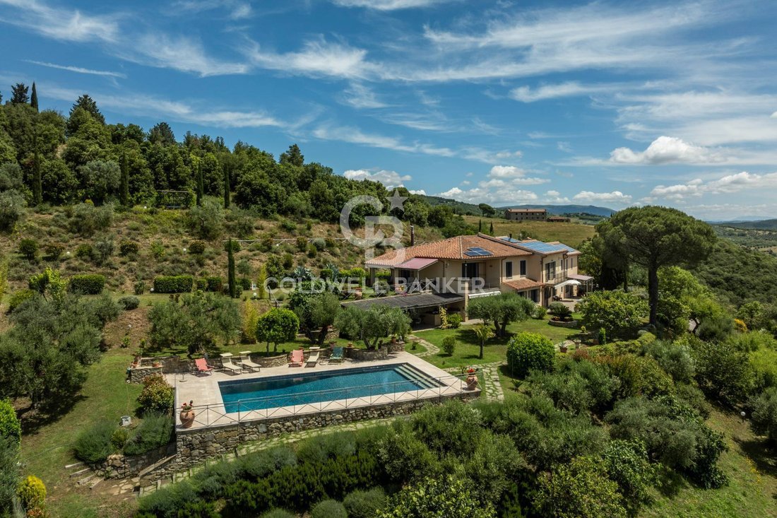 Villa in Passignano sul Trasimeno, Umbria, Italy 1 - 13962157