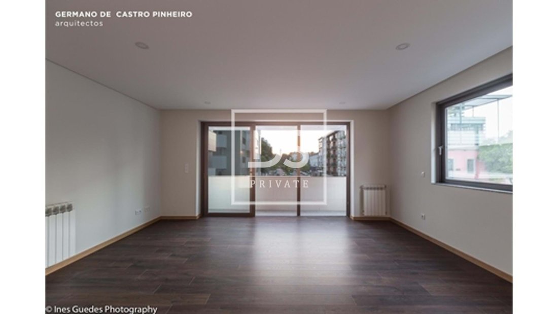 Apartment in Cedofeita, Santo Ildefonso, Se, Miragaia, Sao Nicolau e Vitoria, Porto District, Portugal 4 - 14361668