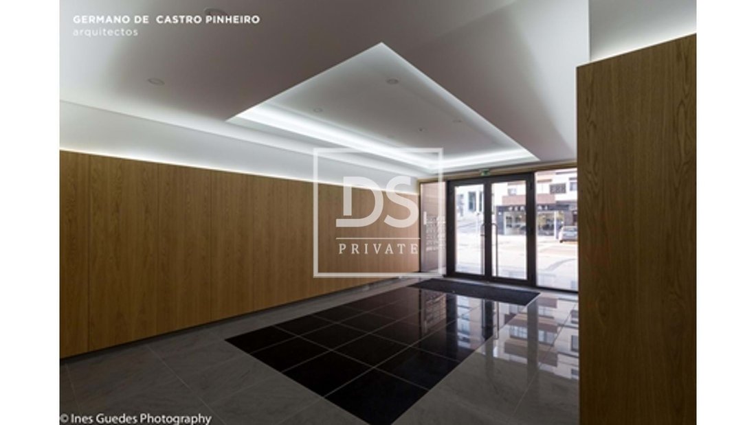 Apartment in Cedofeita, Santo Ildefonso, Se, Miragaia, Sao Nicolau e Vitoria, Porto District, Portugal 3 - 14361765