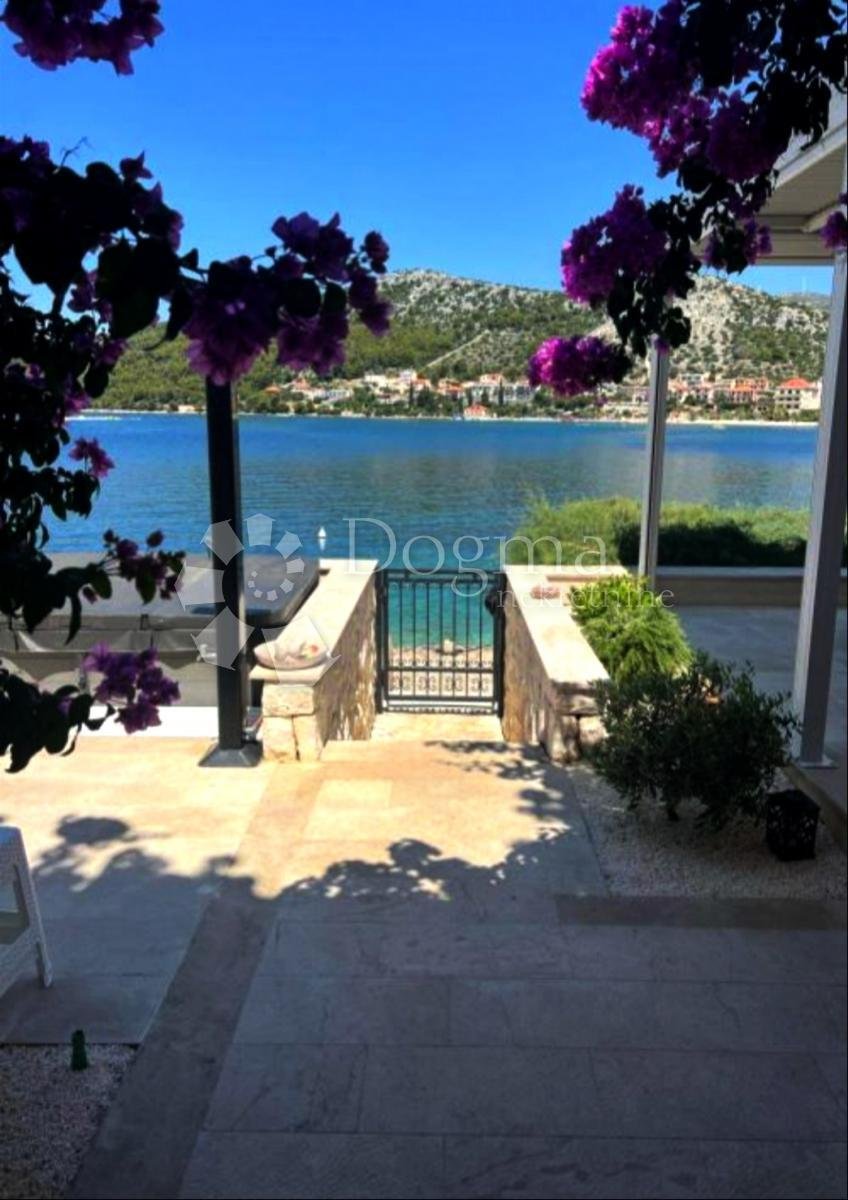 House in Seget Donji, Split-Dalmatia County, Croatia 1 - 14361904
