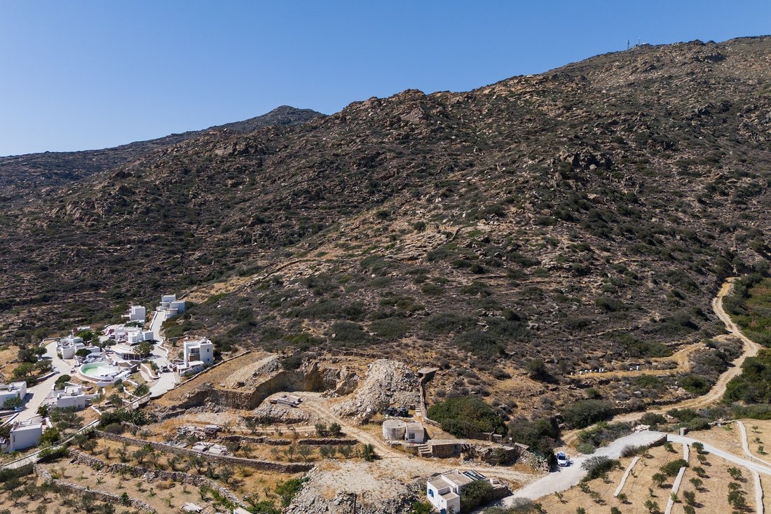 Land in Ios, Aegean, Griechenland 3 - 14364611
