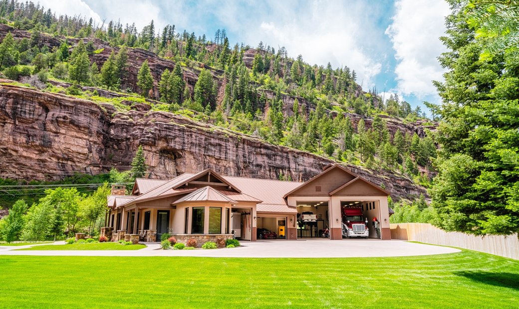 Riverfront Mountain Home In Ouray, Colorado In Ouray, Colorado, United