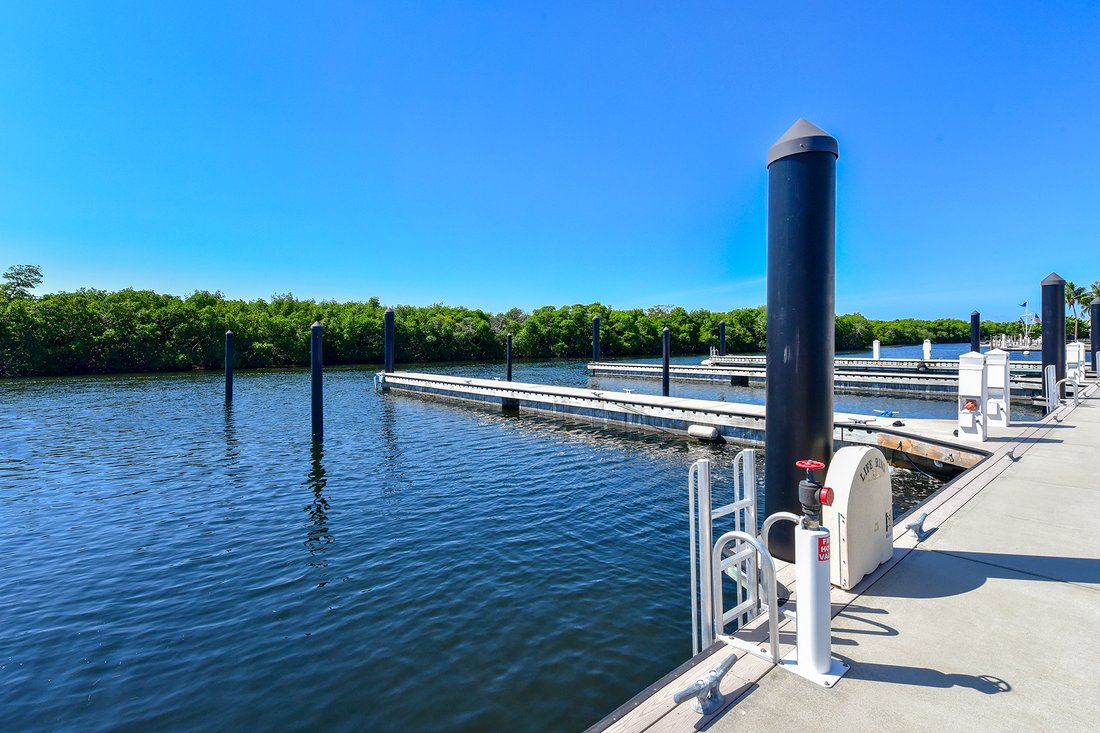Yacht Slip Dockage in Key Largo, Florida, United States 4 - 14364686