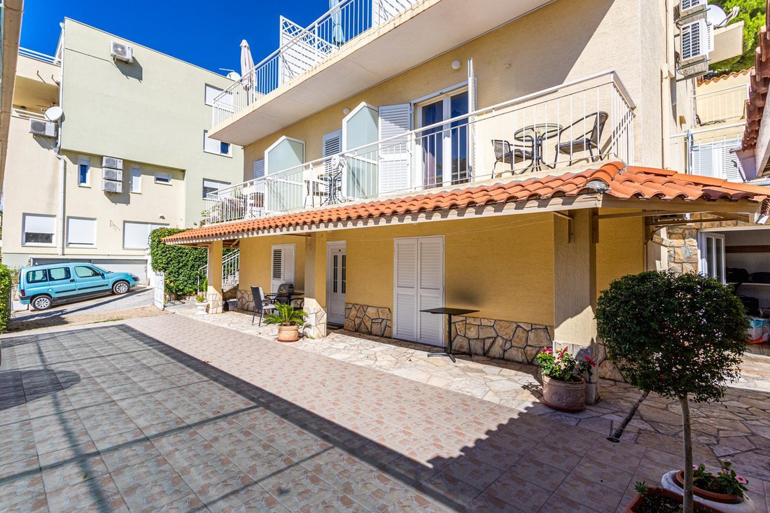 Villa in Promajna, Split-Dalmatia County, Croatia 2 - 14369154