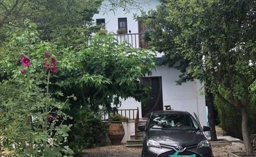 House in Drafi, Pikermi, Attica 1