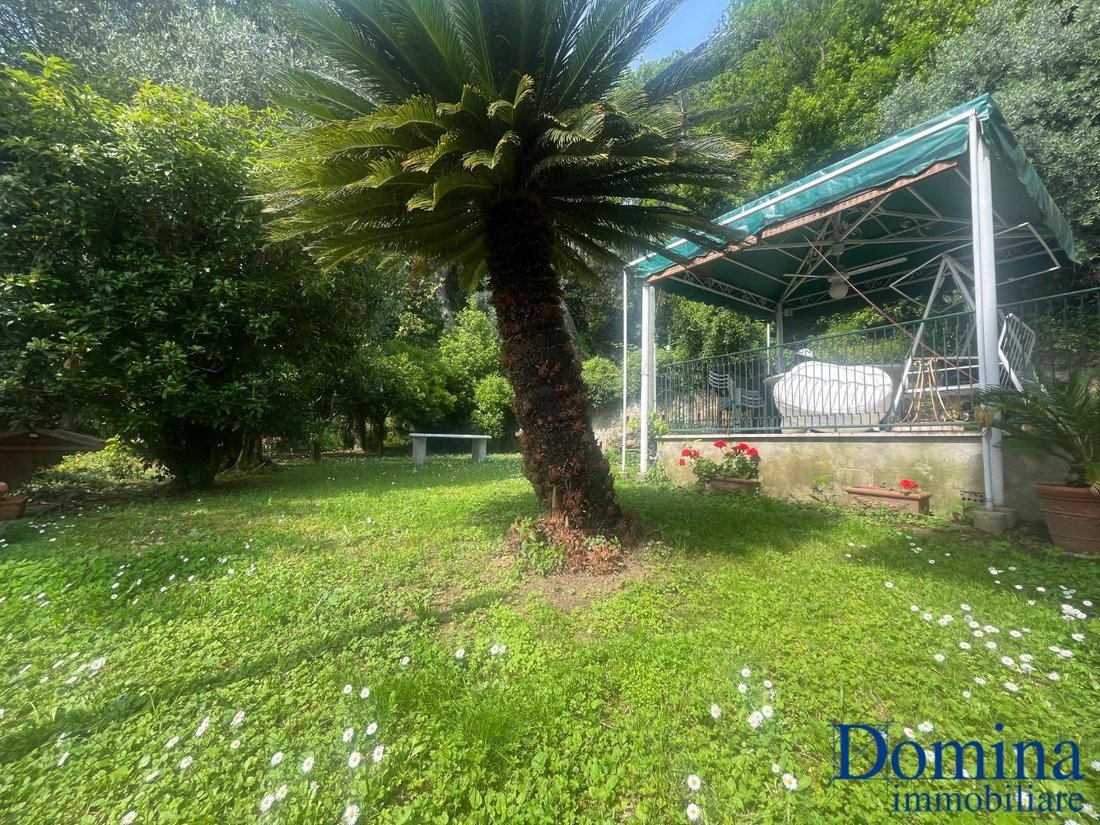 Country House in Center, Massa, Italy 4 - 14368449