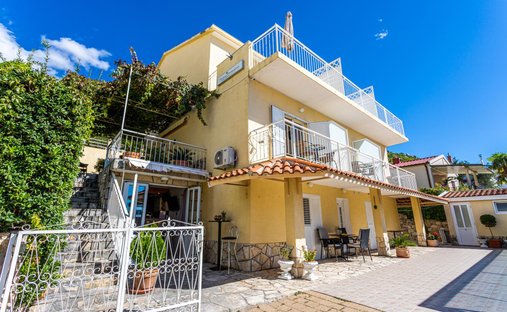 Villa in Promajna, Split-Dalmatia County, Croatia 1