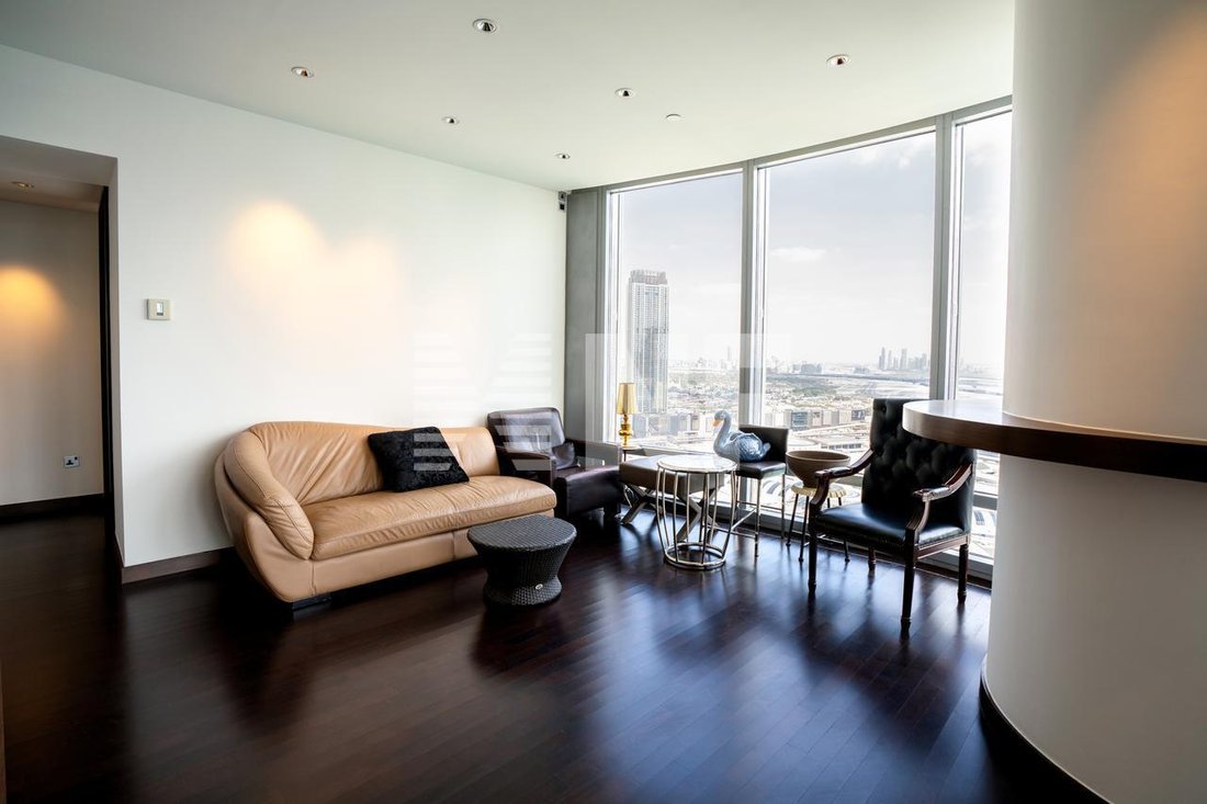 Apartment in Burj Khalifa, Downtown Dubai, Dubai 3 - 14369132