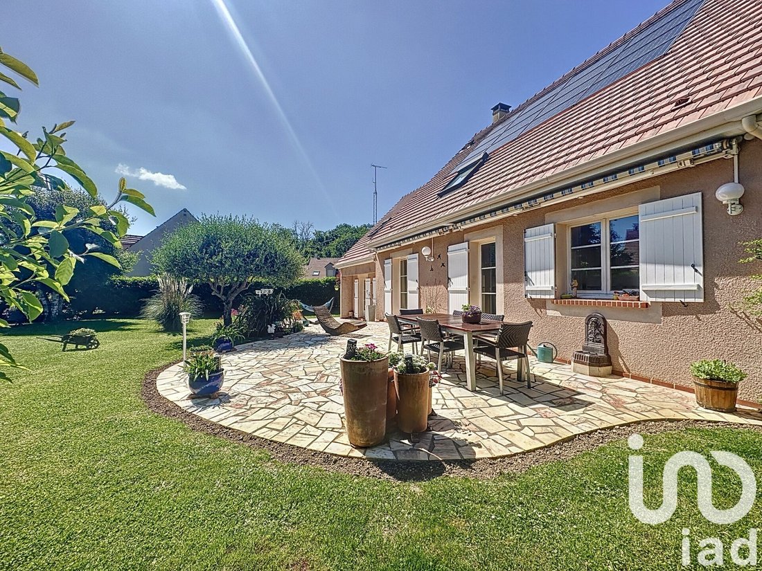 Maison D'architecte 8 Pièces à Vendre Dans Mennecy, île De France