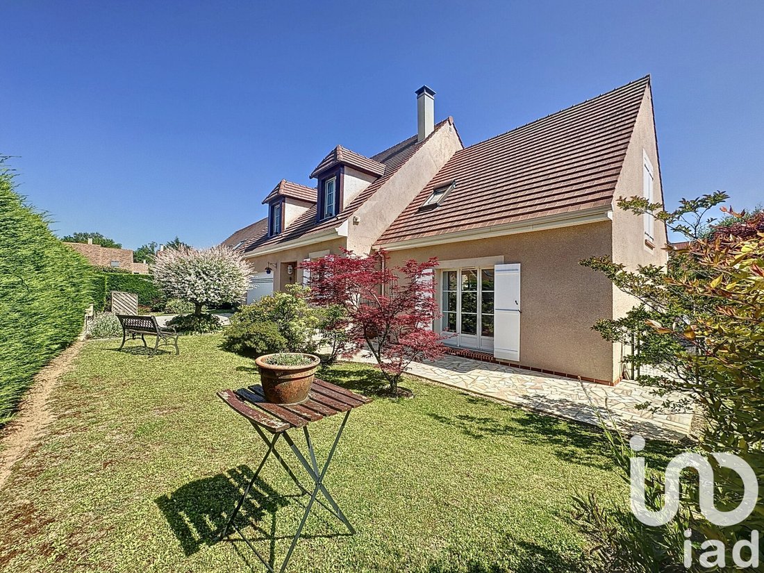 Maison D'architecte 8 Pièces à Vendre Dans Mennecy, île De France