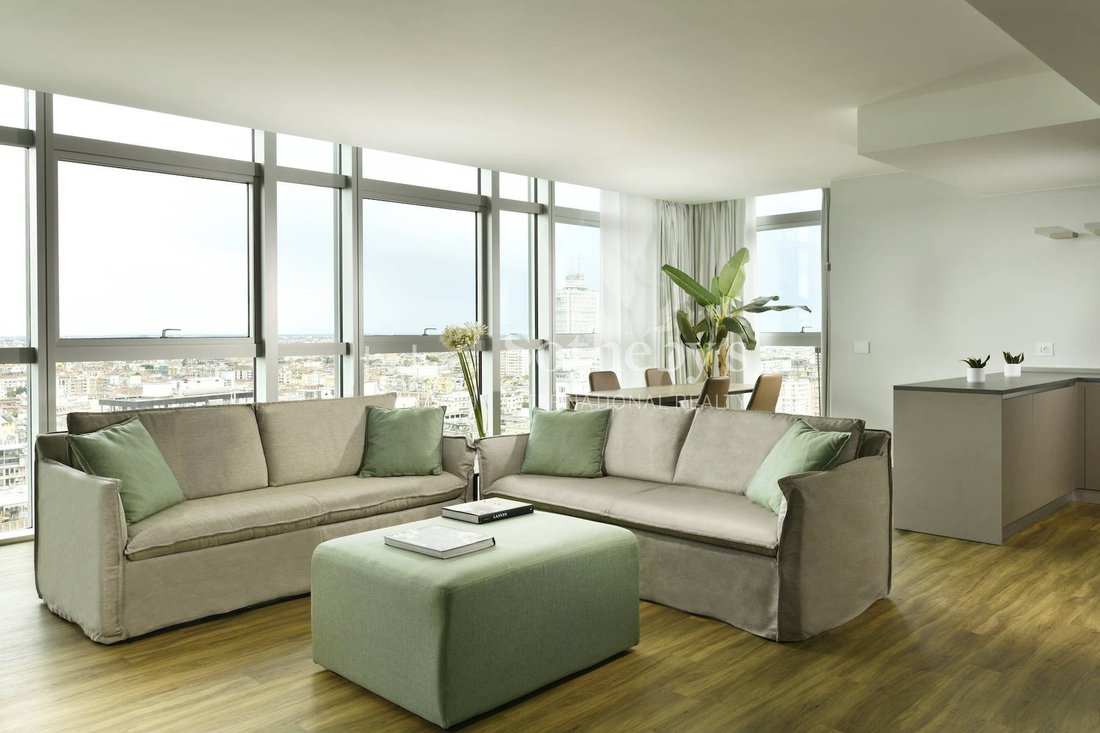 Apartment in Centrale, Milan, Italy 3 - 14369740
