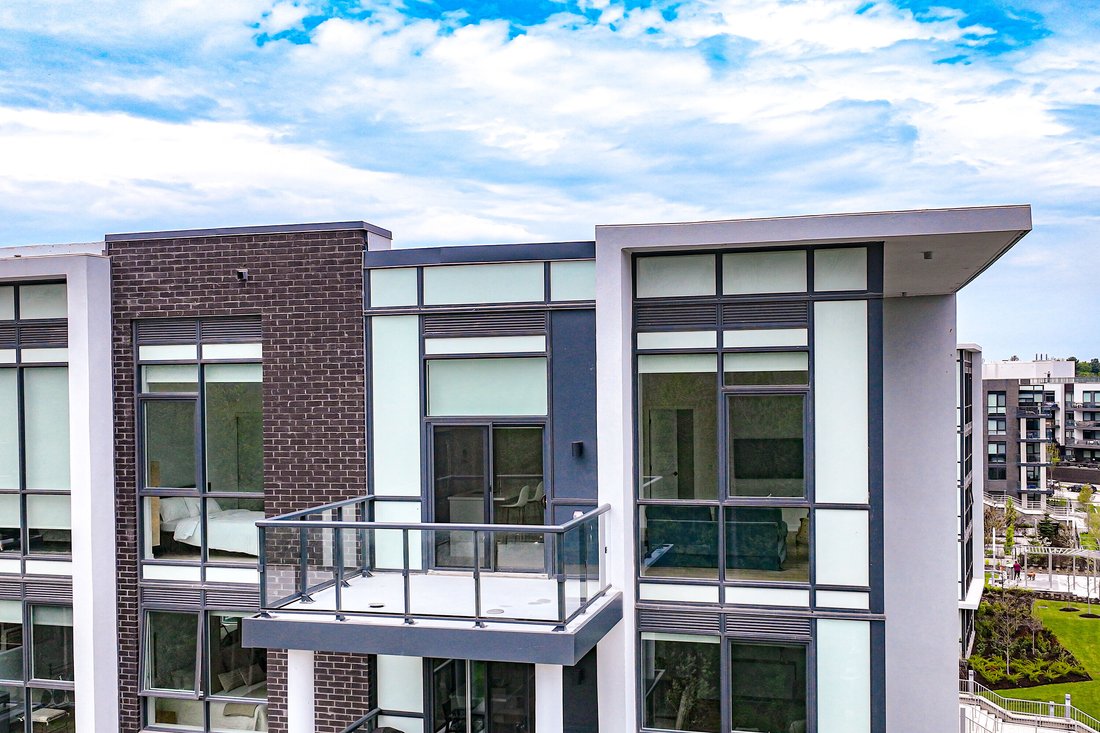 Condo in Innisfil, Ontario, Canada 2 - 14369729