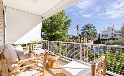 Apartment in Vouliagmeni, Attica, Greece 1