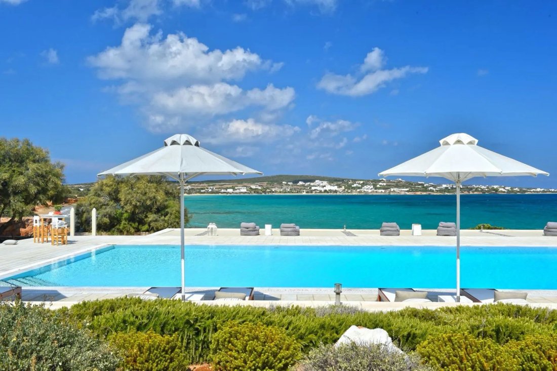 Estate in Paros, Aegean, Greece 4 - 14375414