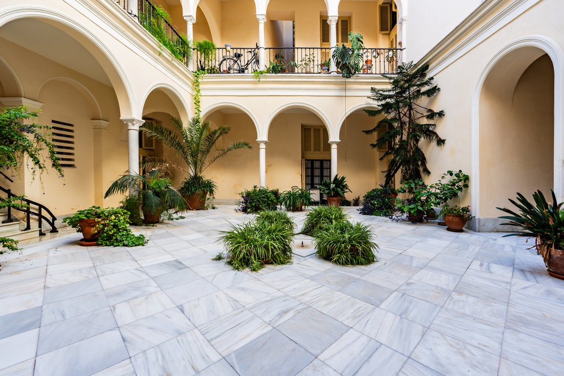 Apartment in Casco Antiguo, Seville, Spain 2 - 14371825