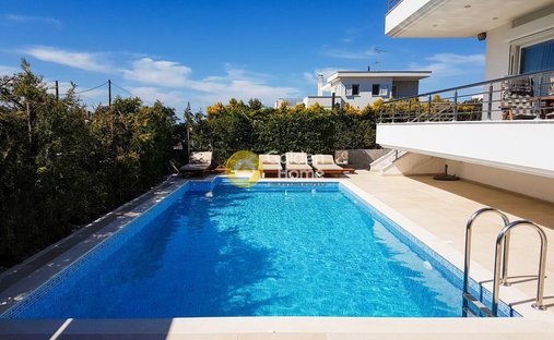 House in Community of Loutraki - Perachora, Loutraki - Perachora, Greece 1