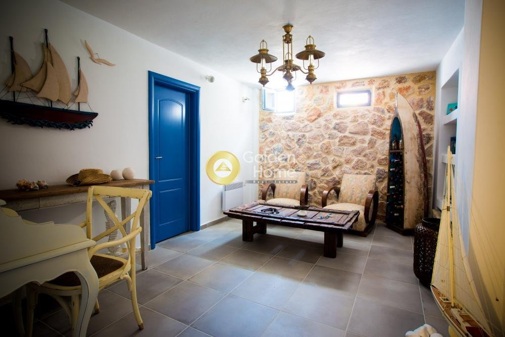 House in Thira, Aegean, Greece 2 - 14370417