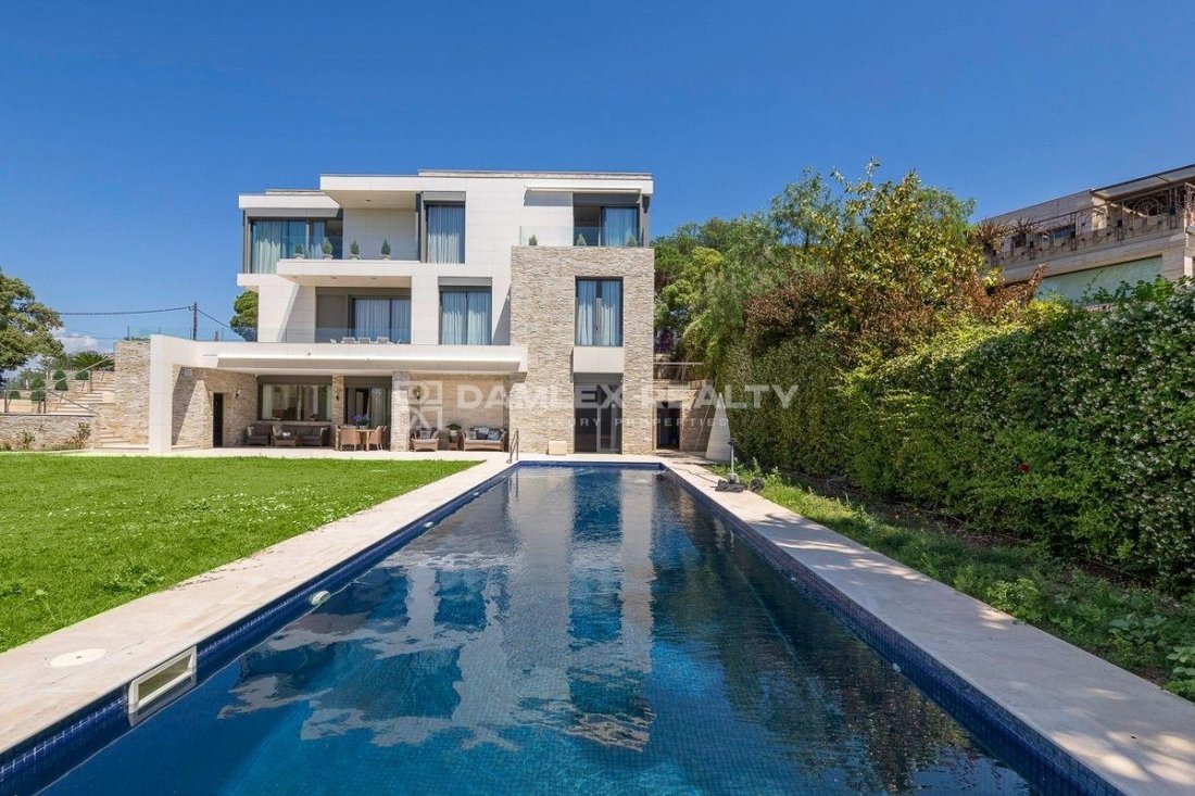 House in Lloret de Mar, Catalonia, Spain 2 - 14373972
