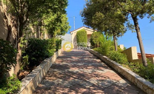 House in Oropos, Attica, Greece 1