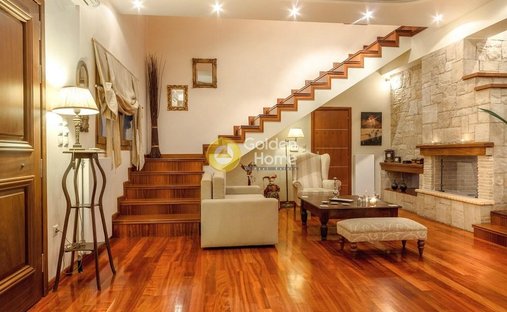 House in Romiriou, Artemisia, Greece 1