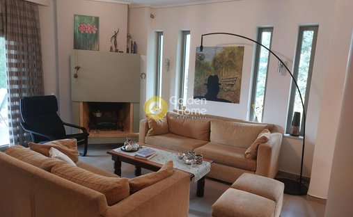 House in Palea Fokea, Attica, Greece 1