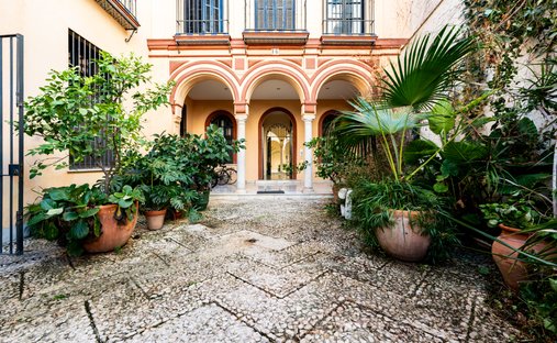 Apartment in Casco Antiguo, Seville, Spain 1