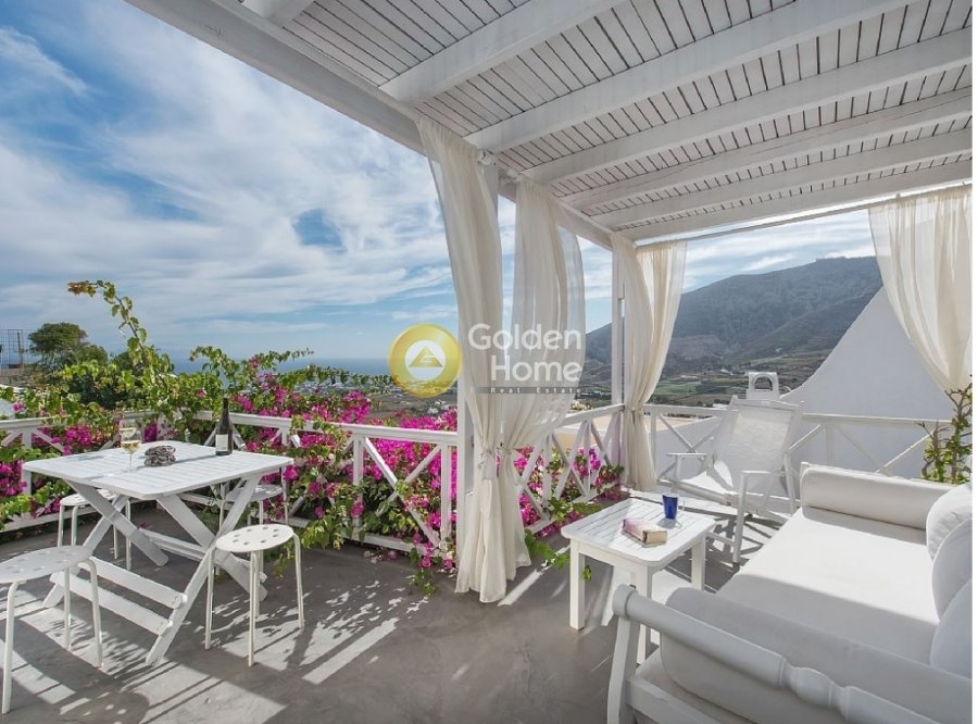 House in Thira, Aegean, Greece 5 - 14370409